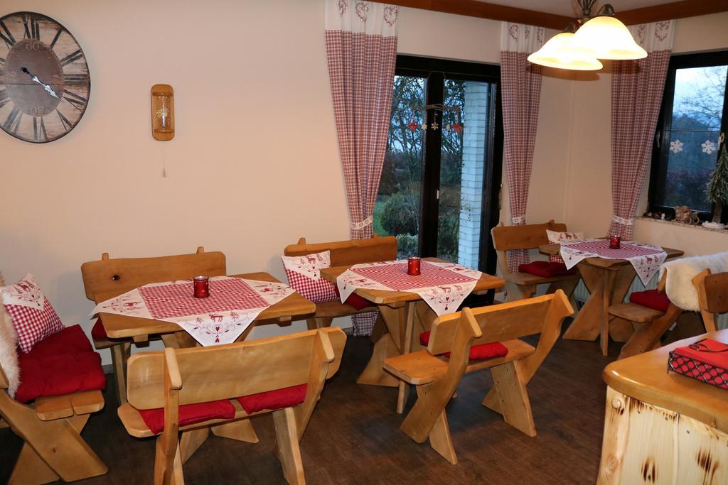 Pension Waldschenke Am Woerthersee Velden am Wörthersee Exteriér fotografie